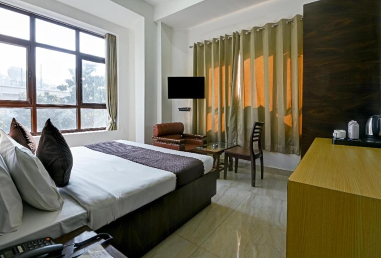 Fabhotel Prime The Rivlet Mg Road Gurgaon Zewnętrze zdjęcie